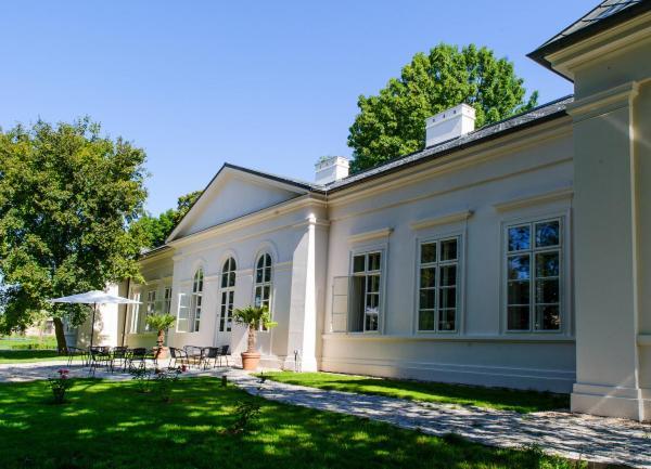 Jenny Home Mojmírovce Eksteriør bilde